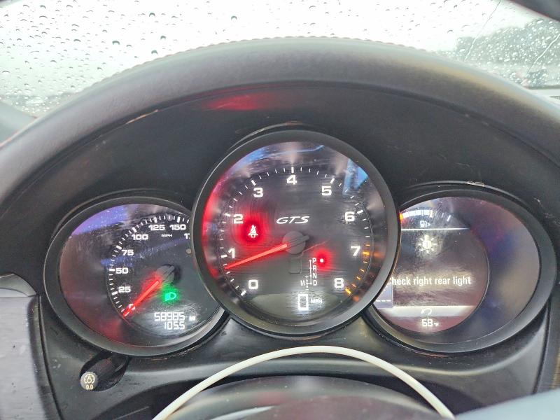 62319196 :رقم المزاد ، WP1AG2A58JLB64553 vin ، 2018 Porsche Macan مزاد بيع