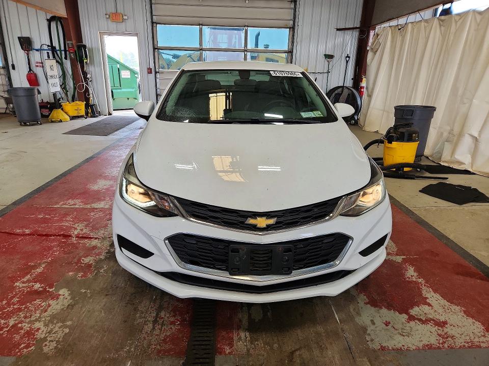2017 Chevrolet Cruze მანქანა იყიდება აუქციონზე, vin: 1G1BE5SM5H7271557, აუქციონის ნომერი: 61076986