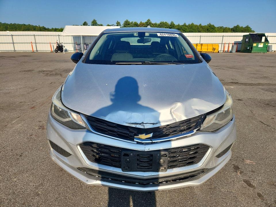 62410896 :رقم المزاد ، 1G1BE5SM1G7282358 vin ، 2016 Chevrolet Cruze مزاد بيع