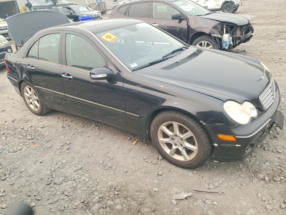 61299276 :رقم المزاد ، WDBRF92H27F901101 vin ، 2007 Mercedes-benz C مزاد بيع