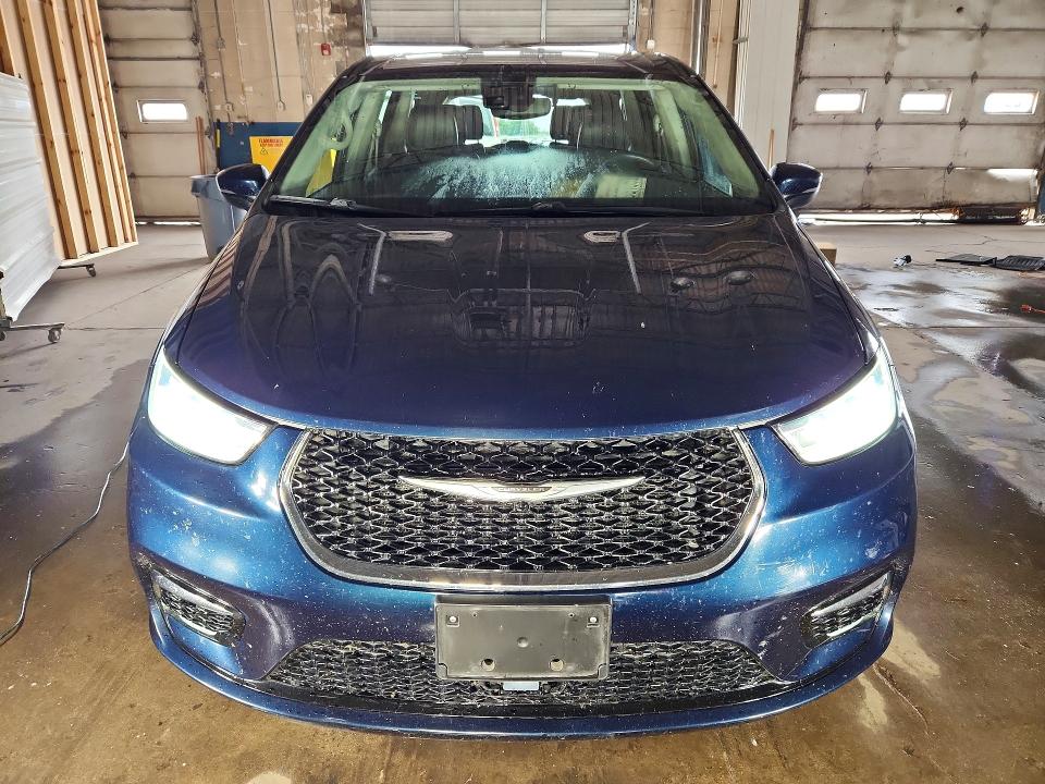 Продажа на аукционе авто 2023 Chrysler Pacifica, vin: 2C4RC1L75PR631453, номер лота: 59717376