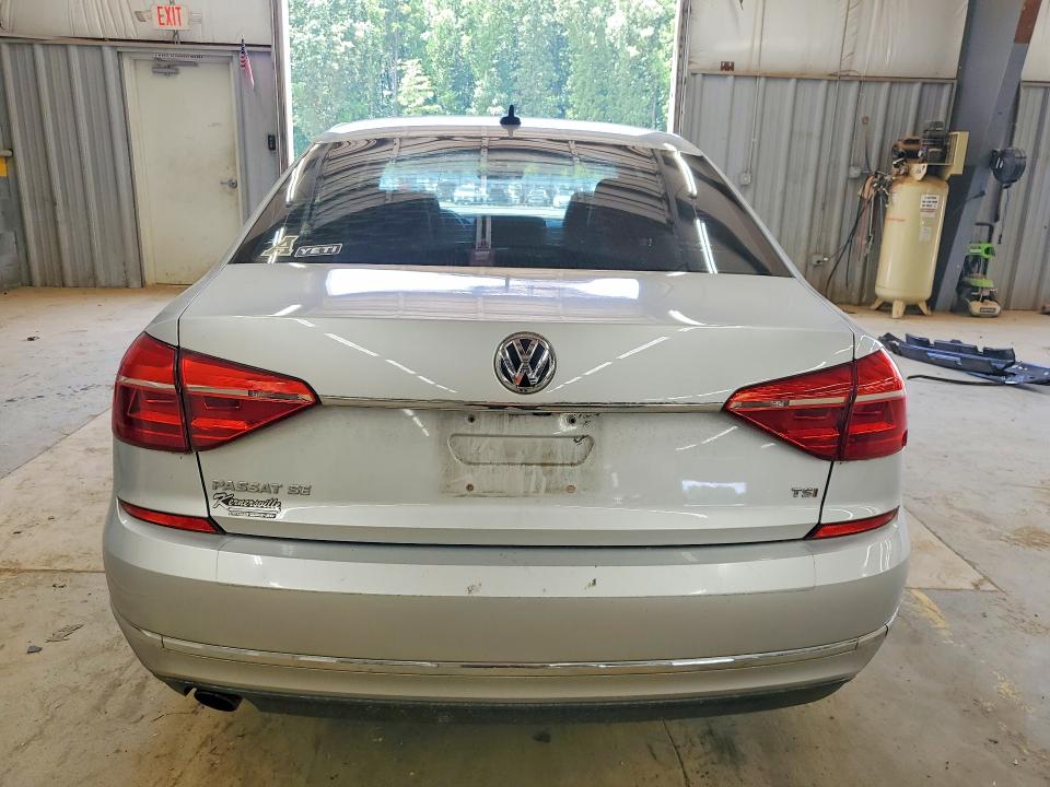 60033576 :رقم المزاد ، 1VWBT7A38GC054234 vin ، 2016 Volkswagen Passat مزاد بيع