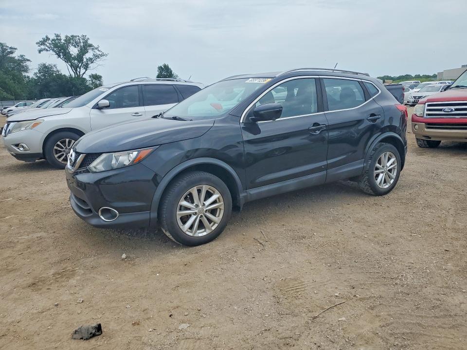 63371236 :رقم المزاد ، JN1BJ1CR0HW116946 vin ، 2017 Nissan Rogue Sport مزاد بيع