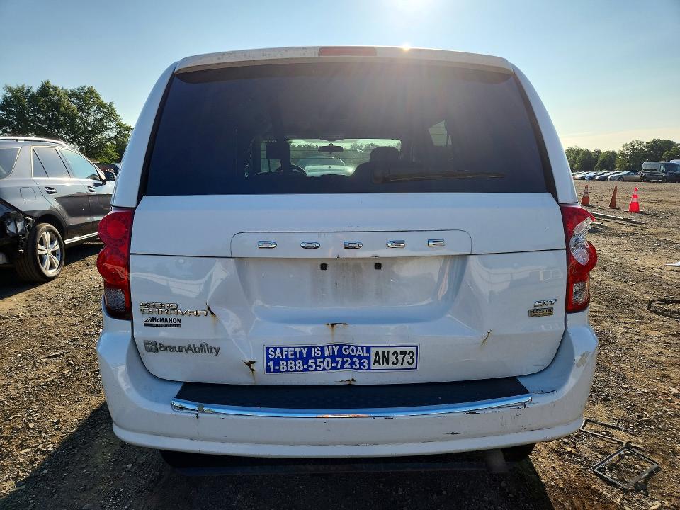 62229276 :رقم المزاد ، 2C4RDGCG8ER356657 vin ، 2014 Dodge Grand Caravan مزاد بيع