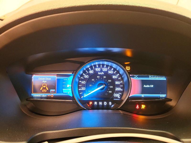 60753976 :رقم المزاد ، 1FM5K8GT5HGA49191 vin ، 2017 Ford Explorer مزاد بيع