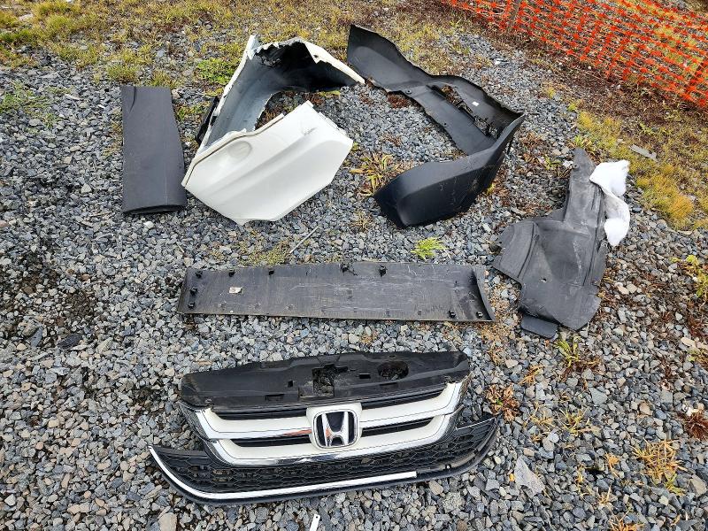 2010 Honda Cr-v მანქანა იყიდება აუქციონზე, vin: 5J6RE4H58AL084840, აუქციონის ნომერი: 62930456