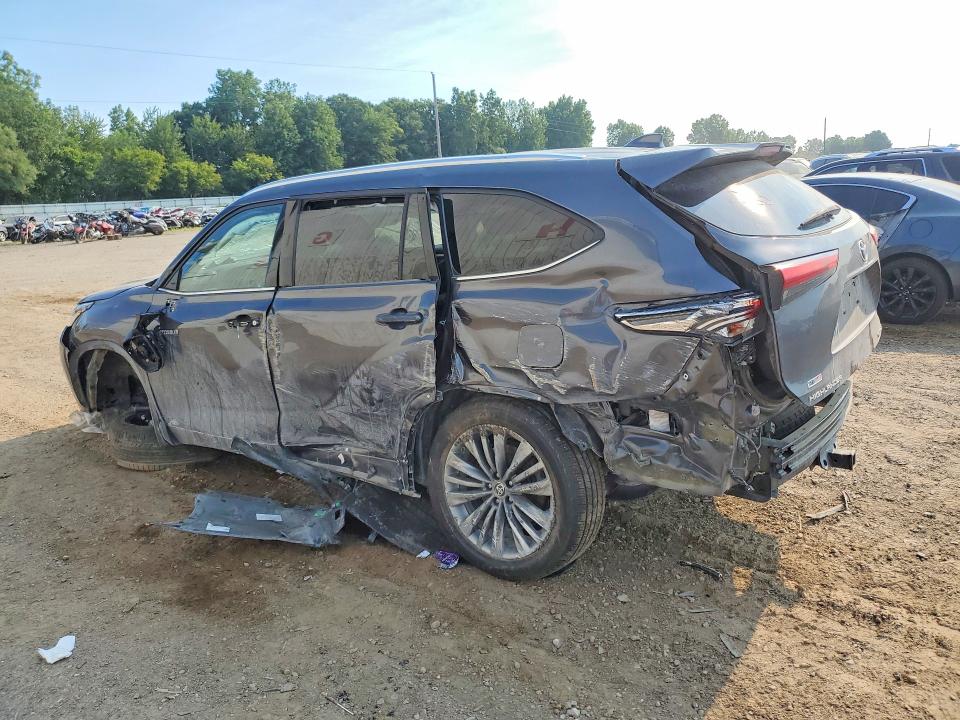 Продаж на аукціоні авто 2021 Toyota Highlander, vin: 5TDEBRCH6MS031228, номер лоту: 60878556