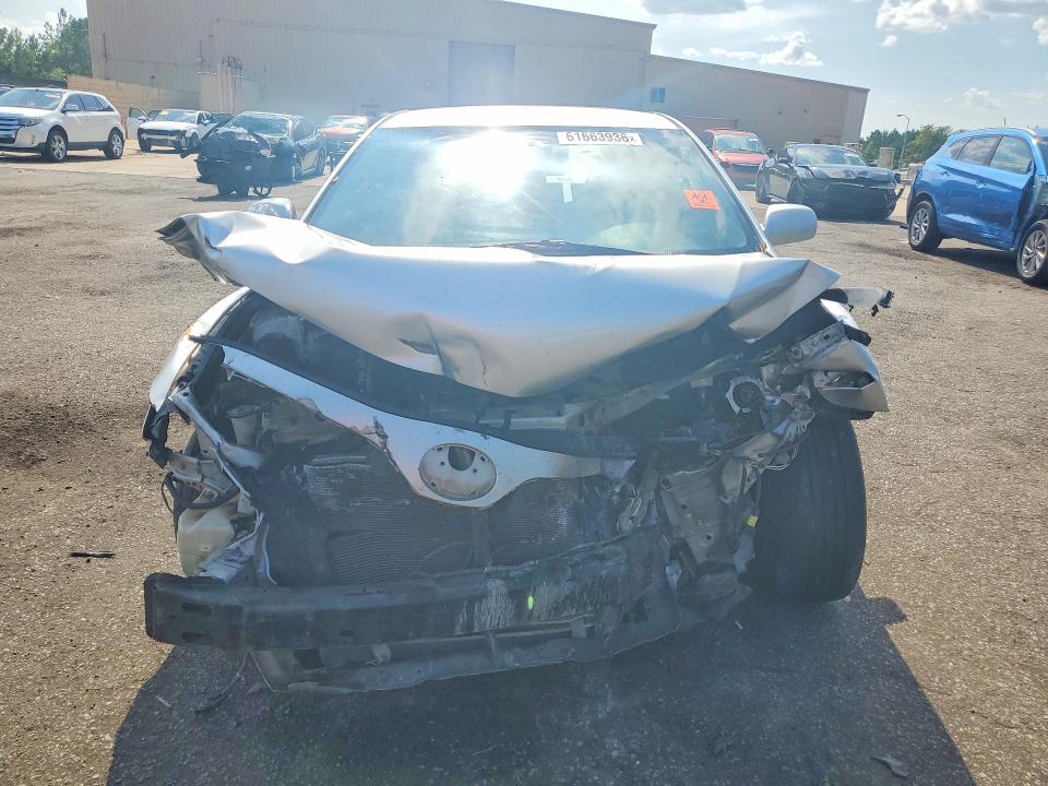 61663936 :رقم المزاد ، 4T1BF3EK8AU502229 vin ، 2010 Toyota Camry مزاد بيع