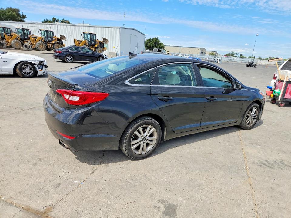 2017 Hyundai Sonata მანქანა იყიდება აუქციონზე, vin: 5NPE24AF3HH563570, აუქციონის ნომერი: 62146066