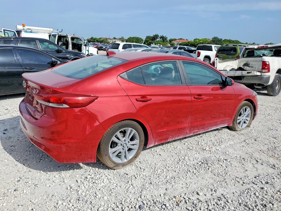 2017 Hyundai Elantra მანქანა იყიდება აუქციონზე, vin: KMHD84LF2HU423289, აუქციონის ნომერი: 60866536
