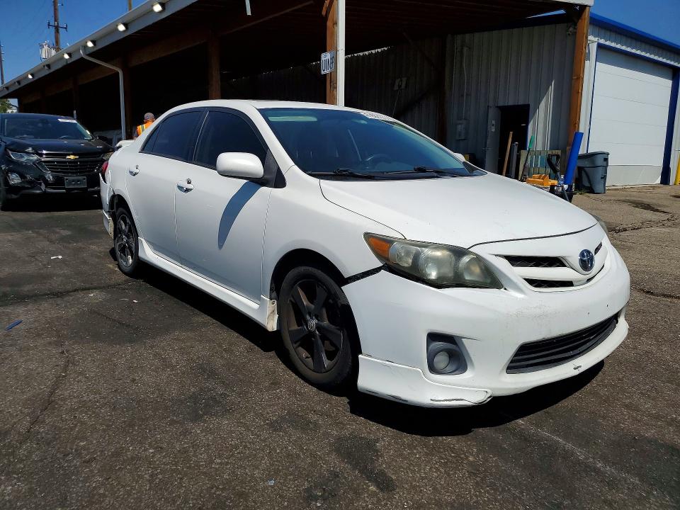 Продаж на аукціоні авто 2011 Toyota Corolla, vin: 2T1BU4EE8BC572371, номер лоту: 61892756