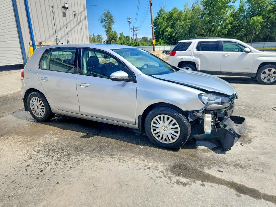 61124546 :رقم المزاد ، WVWDB7AJ8EW004829 vin ، 2014 Volkswagen Golf مزاد بيع