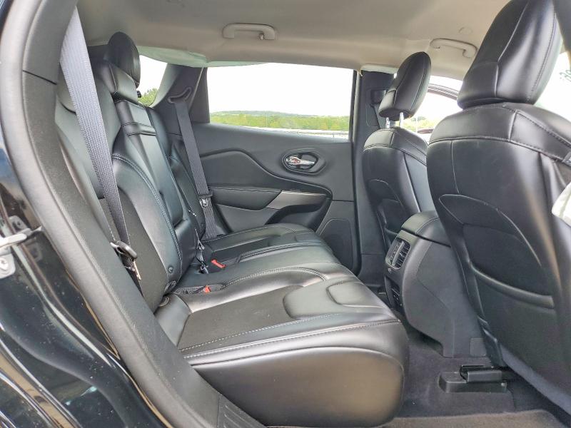 59368926 :رقم المزاد ، 1C4PJMLNXKD345932 vin ، 2019 Jeep Cher Latitude مزاد بيع