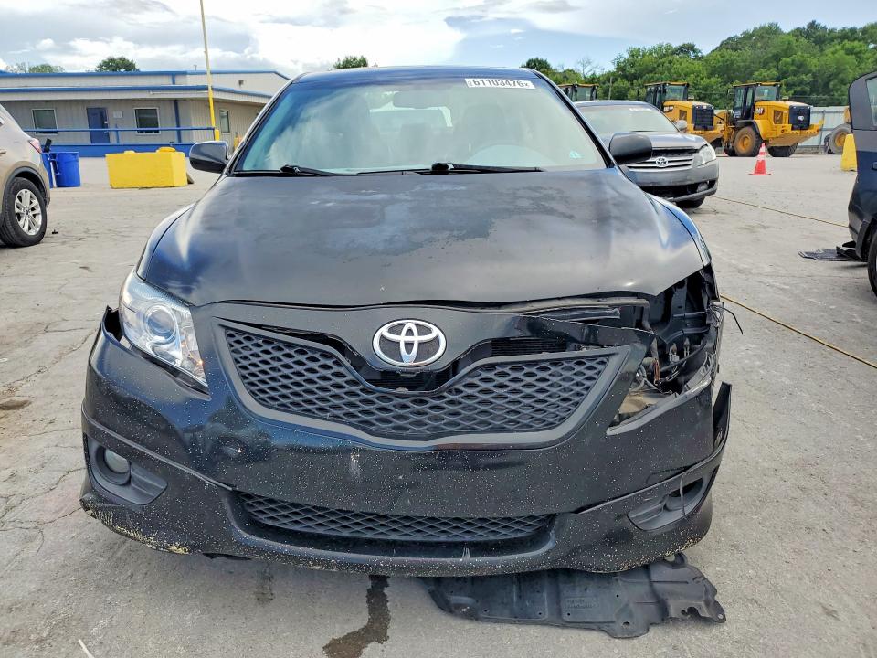 2010 Toyota Camry მანქანა იყიდება აუქციონზე, vin: 4T1BK3EK2AU100444, აუქციონის ნომერი: 61103476