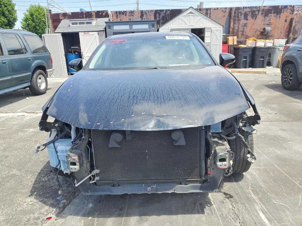 60012156 :رقم المزاد ، JTHBK1GG0E2134836 vin ، 2014 Lexus Es مزاد بيع