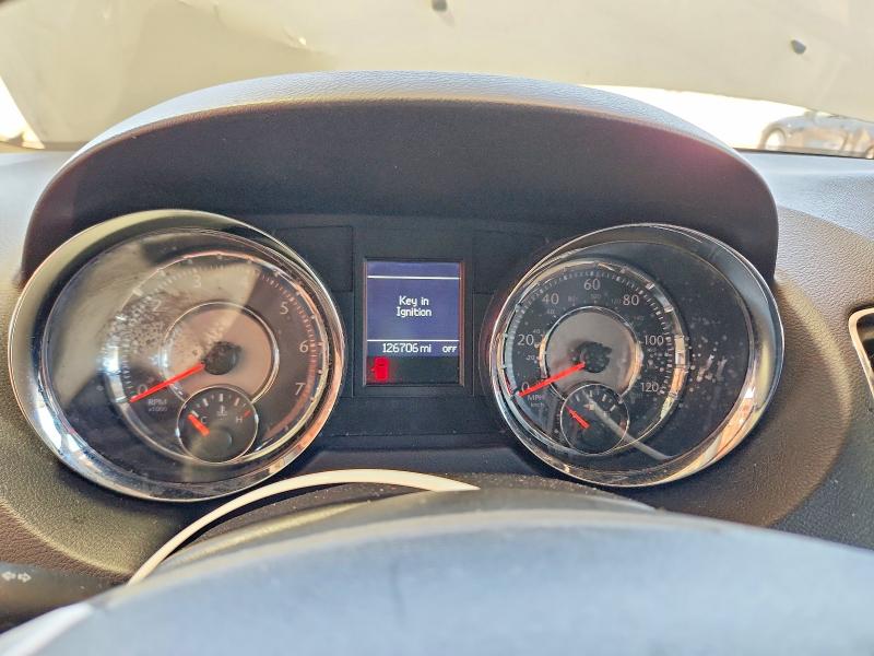 63043286 :رقم المزاد ، 2C4RC1BG8FR611097 vin ، 2015 Chrysler Town & Country مزاد بيع