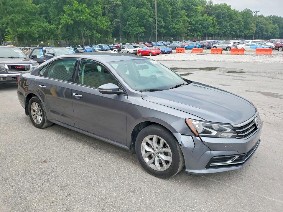 Aukcja sprzedaży 2018 Volkswagen Passat, vin: 1VWAA7A38JC025924, numer aukcji: 62621766