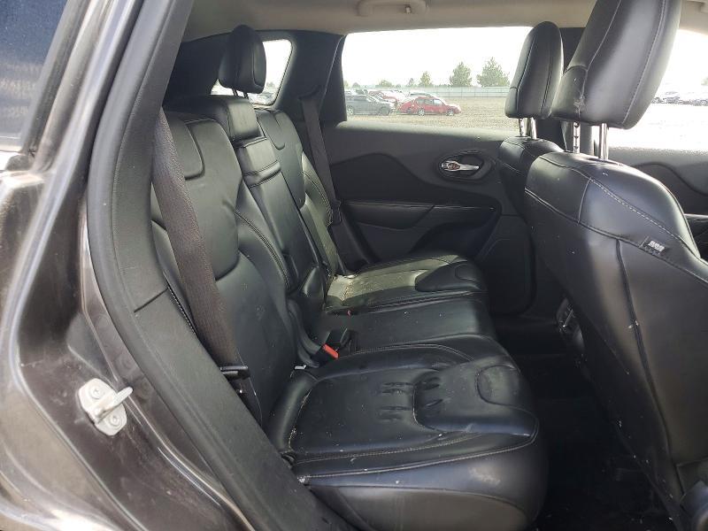 60069566 :رقم المزاد ، 1C4PJLCB6GW297616 vin ، 2016 Jeep Cherokee مزاد بيع