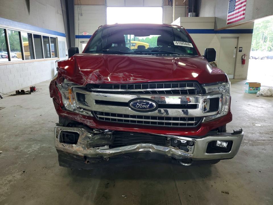 61085666 :رقم المزاد ، 1FTFX1E55JKG00258 vin ، 2018 Ford F150 مزاد بيع