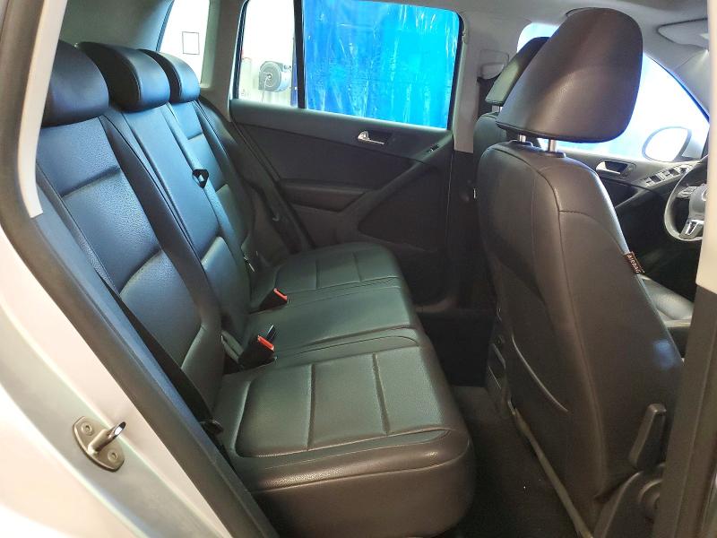 62791866 :رقم المزاد ، WVGBV7AX2BW539293 vin ، 2011 Volkswagen Tiguan مزاد بيع