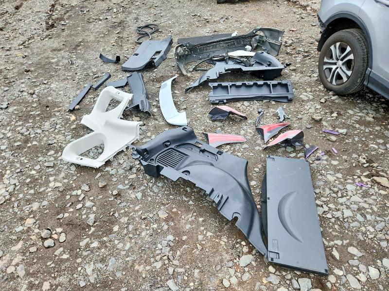 60159986 :رقم المزاد ، JTMBFREV9JJ211886 vin ، 2018 Toyota Rav4 مزاد بيع