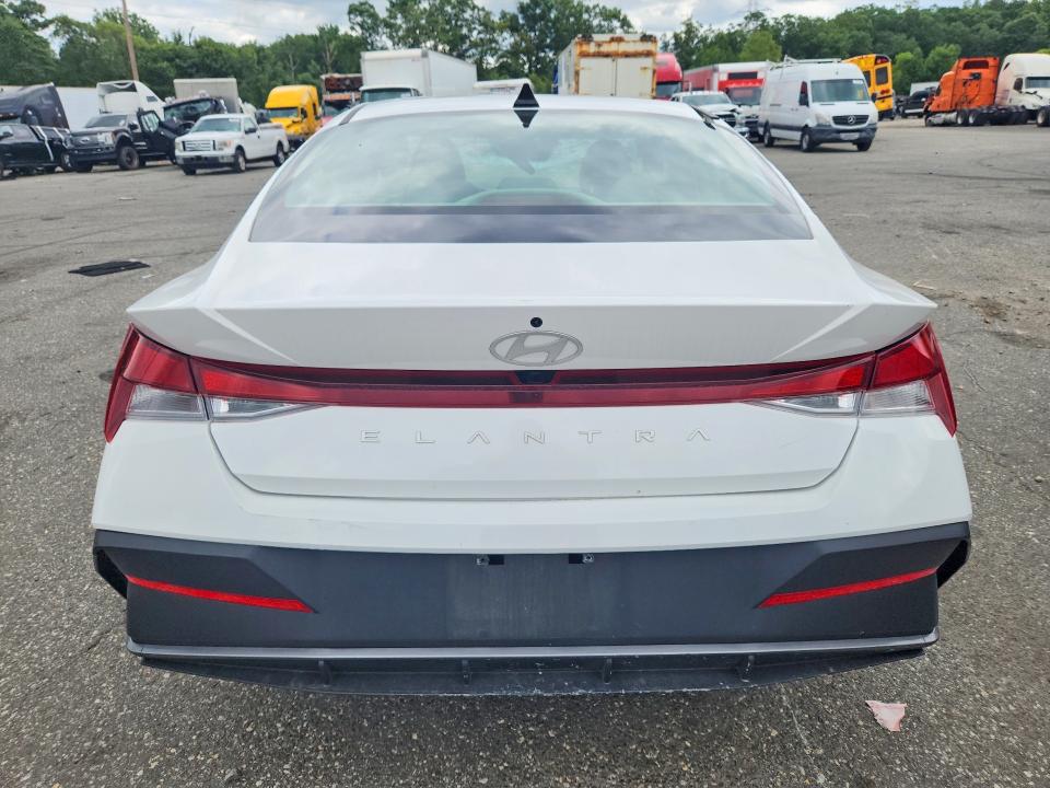 Продажа на аукционе авто 2024 Hyundai Elantra, vin: KMHLM4DG0RU738303, номер лота: 63019846