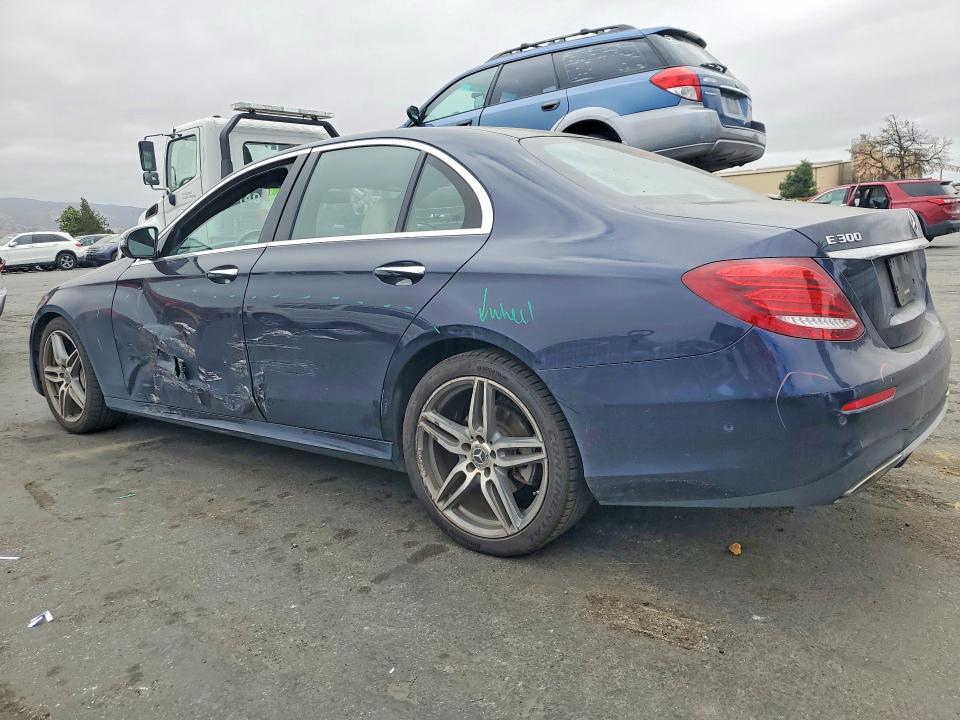 59321426 :رقم المزاد ، WDDZF4JB9JA456769 vin ، 2018 Mercedes-benz E مزاد بيع