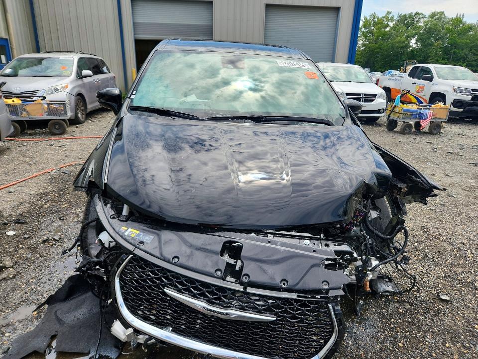 Продаж на аукціоні авто 2026 Chrysler Pacifica, vin: 2C4RC1BGXTR281362, номер лоту: 62515326