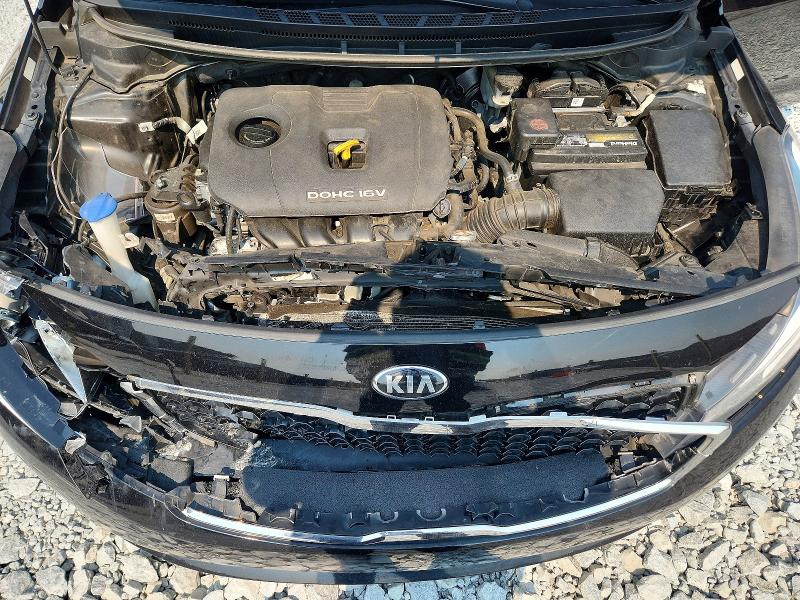 63145966 :رقم المزاد ، 3KPFK4A70JE229701 vin ، 2018 Kia Forte مزاد بيع