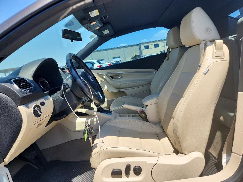 61284036 :رقم المزاد ، WVWBW8AH6FV000624 vin ، 2015 Volkswagen Eos مزاد بيع