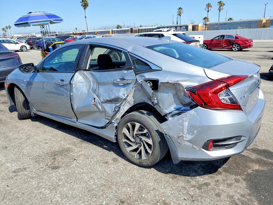 61896416 :رقم المزاد ، 2HGFC2F79HH550131 vin ، 2017 Honda Civic مزاد بيع