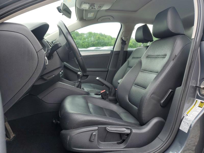 85631675 :رقم المزاد ، 3VWB17AJXEM441710 vin ، 2014 Volkswagen Jetta مزاد بيع