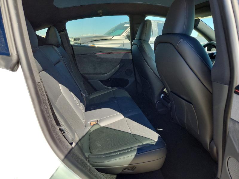 61779766 :رقم المزاد ، 7SAYGDEE3TF645339 vin ، 2026 Tesla Model Y مزاد بيع