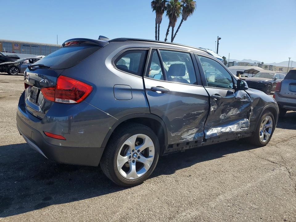 2015 Bmw X1 მანქანა იყიდება აუქციონზე, vin: WBAVM1C50FV317017, აუქციონის ნომერი: 62160706