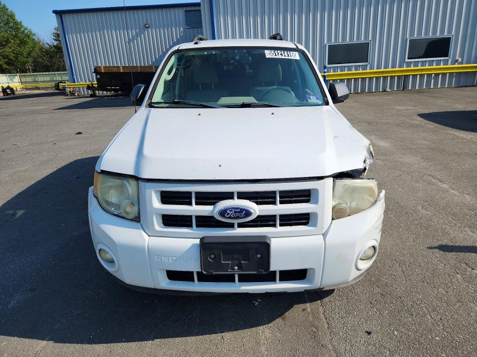 2011 Ford Escape მანქანა იყიდება აუქციონზე, vin: 1FMCU5K35BKB48850, აუქციონის ნომერი: 55121416