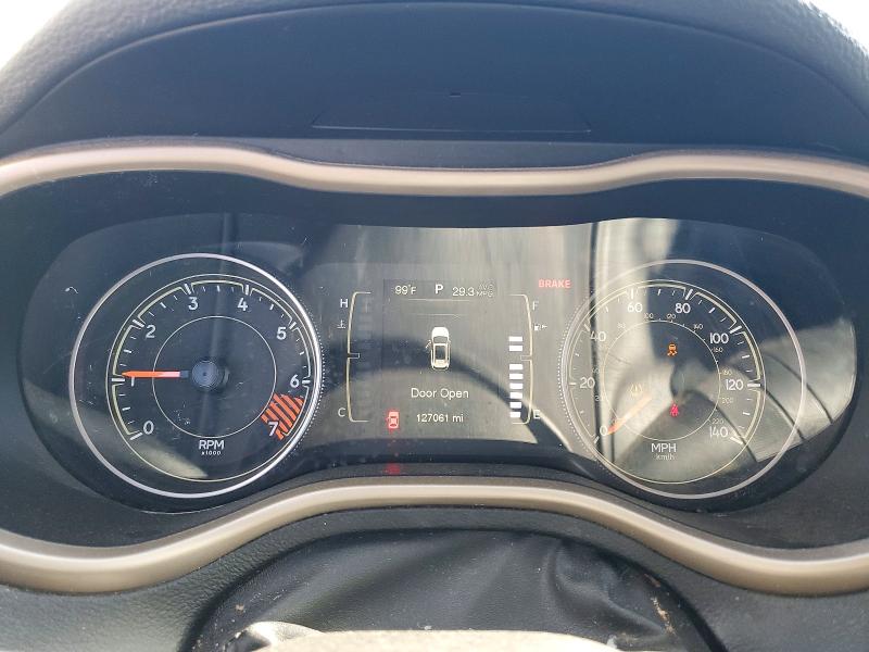 62291436 :رقم المزاد ، 1C4PJMCB0FW696994 vin ، 2015 Jeep Cherokee مزاد بيع