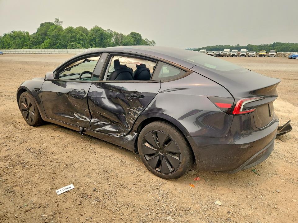 59650576 :رقم المزاد ، 5YJ3E1EA7SF021678 vin ، 2025 Tesla Model 3 مزاد بيع