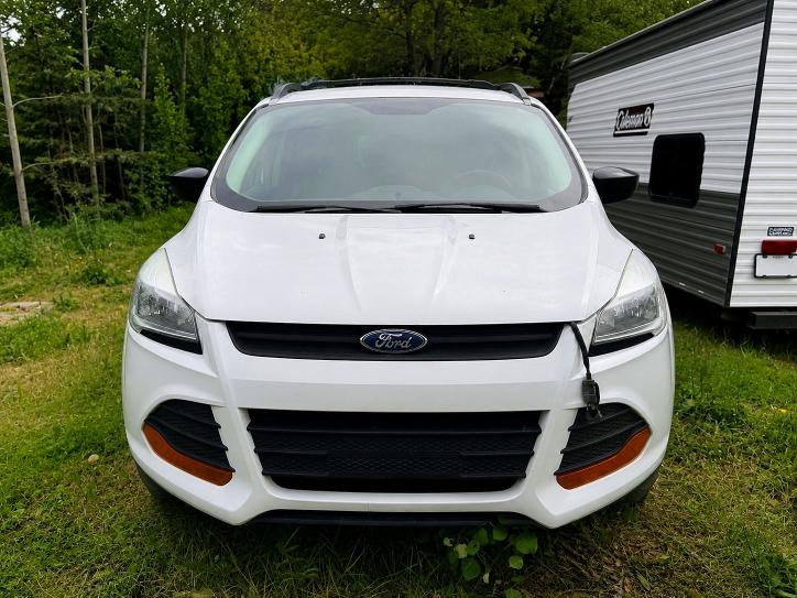 55584056 :رقم المزاد ، 1FMCU9FX8GUB27135 vin ، 2016 Ford Escape مزاد بيع