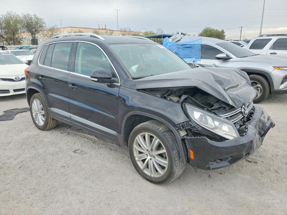 2016 Volkswagen Tiguan მანქანა იყიდება აუქციონზე, vin: WVGAV7AX2GW554461, აუქციონის ნომერი: 61620916