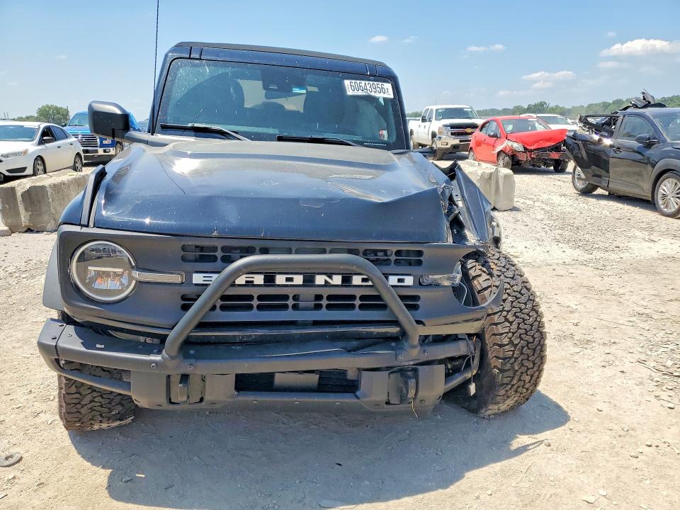 60643956 :رقم المزاد ، 1FMEE5BP3NLA80491 vin ، 2022 Ford Bronco مزاد بيع