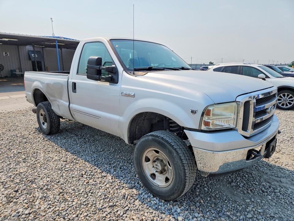 2005 Ford F250 მანქანა იყიდება აუქციონზე, vin: 1FTSF21Y05EA08486, აუქციონის ნომერი: 59372386