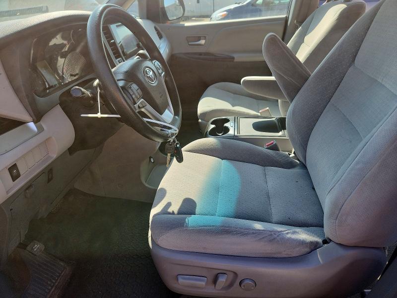 61426906 :رقم المزاد ، 5TDJK3DC8FS112409 vin ، 2015 Toyota Sienna Le مزاد بيع