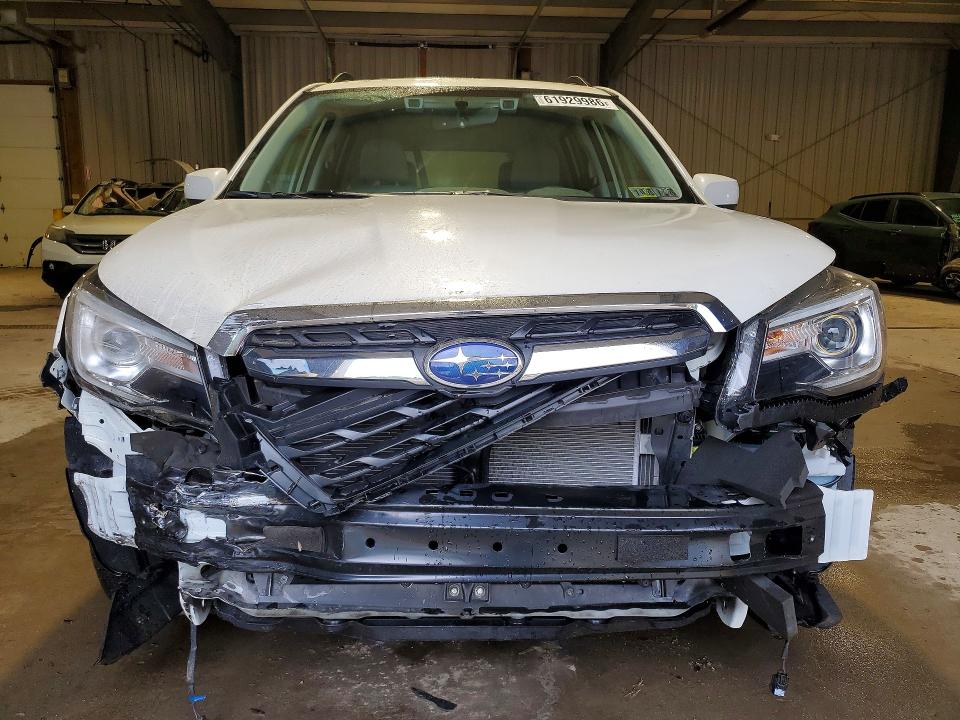 Продажа на аукционе авто 2017 Subaru Forester, vin: JF2SJARC9HH420735, номер лота: 61929986