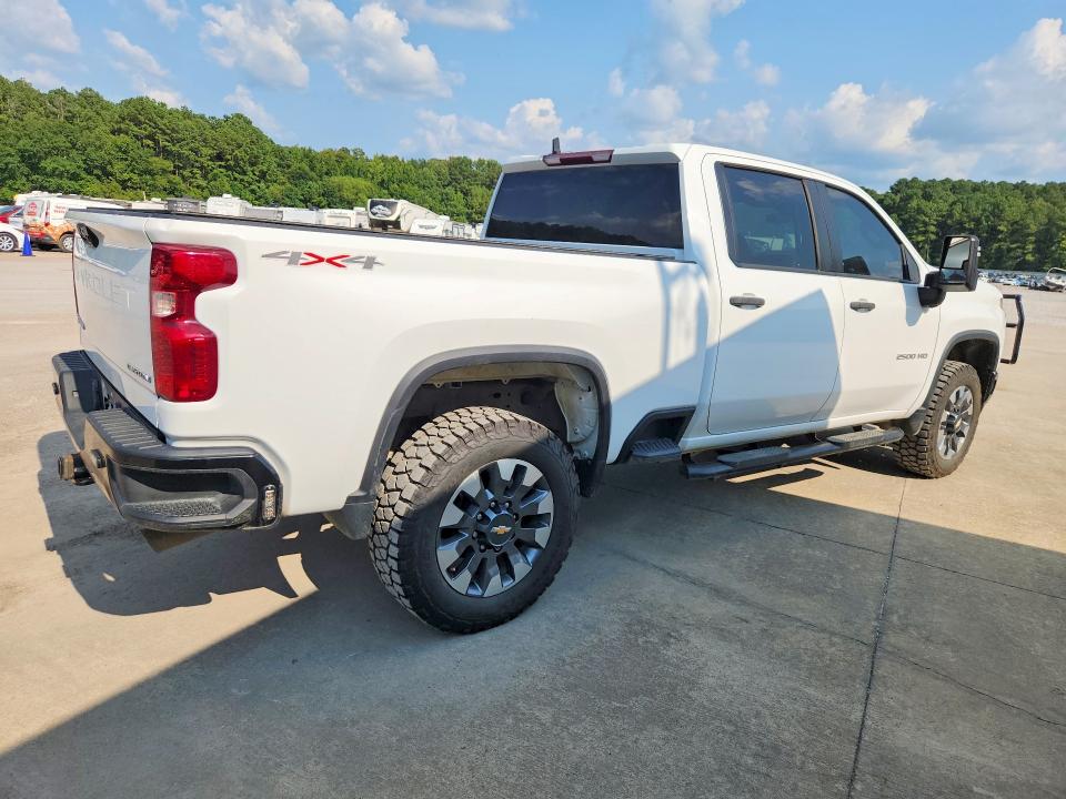 Продажа на аукционе авто 2022 Chevrolet Silverado, vin: 2GC1YME78N1231878, номер лота: 61356786