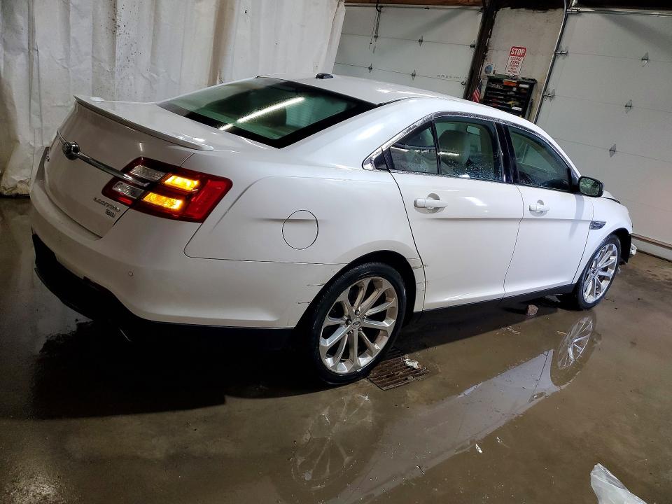 2015 Ford Taurus მანქანა იყიდება აუქციონზე, vin: 1FAHP2J81FG163163, აუქციონის ნომერი: 62680736