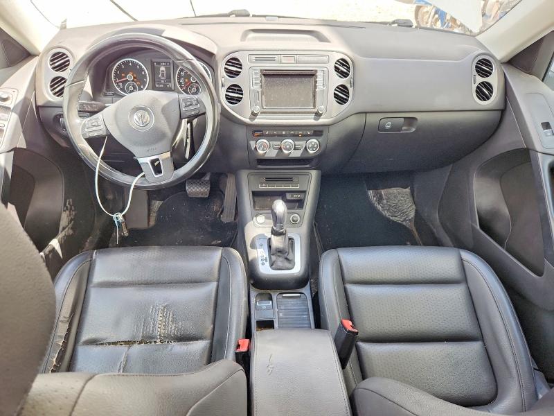 59859496 :رقم المزاد ، WVGSV7AX8HW500250 vin ، 2017 Volkswagen Tiguan مزاد بيع