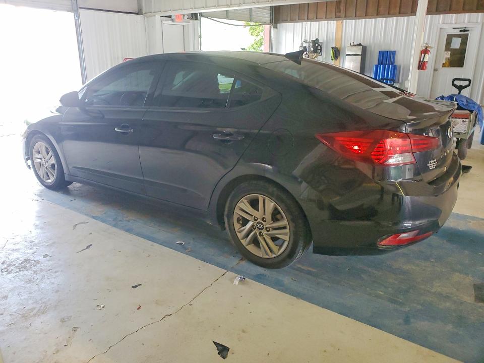 60575936 :رقم المزاد ، 5NPD84LF9KH429869 vin ، 2019 Hyundai Elantra مزاد بيع