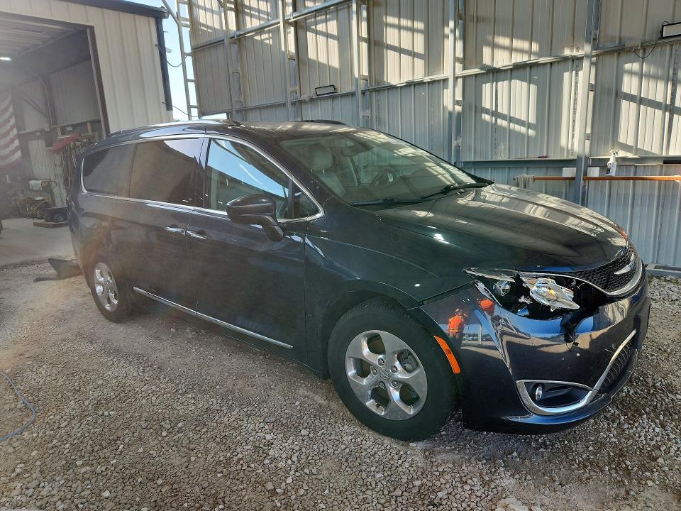 59656846 :رقم المزاد ، 2C4RC1L74LR282408 vin ، 2020 Chrysler Pacifica مزاد بيع