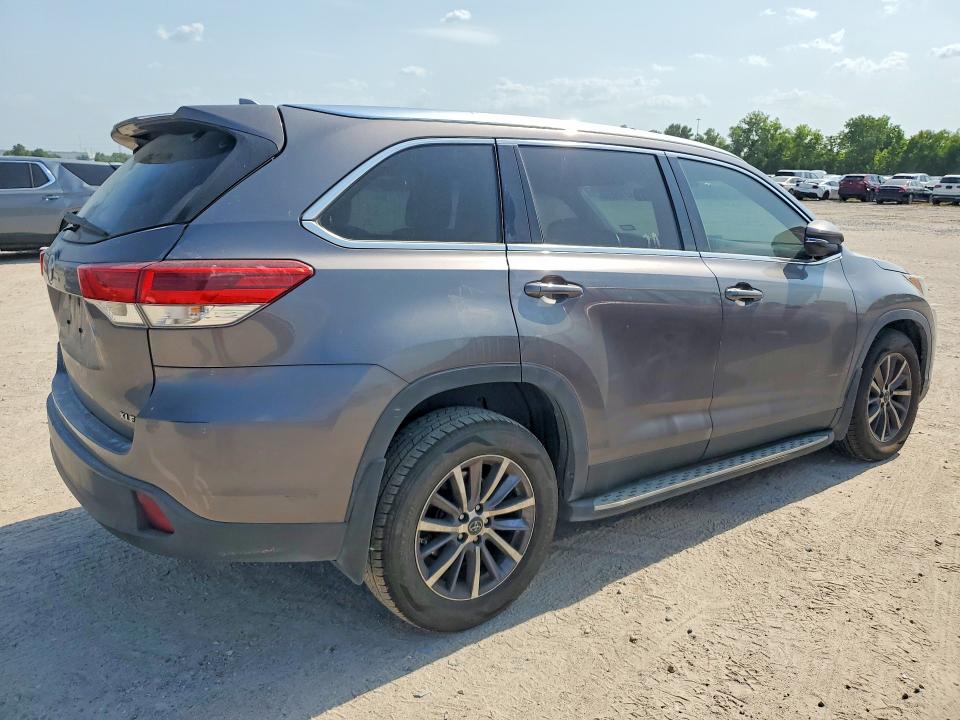 62109266 :رقم المزاد ، 5TDKZRFH4KS567442 vin ، 2019 Toyota Highlander مزاد بيع