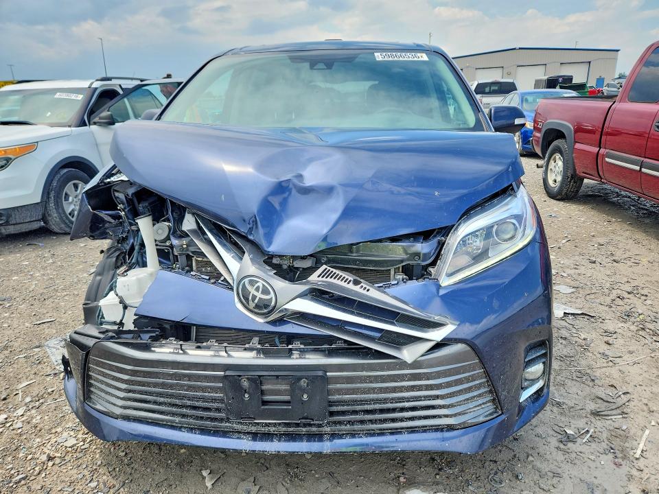 59866536 :رقم المزاد ، 5TDDZ3DC1LS241161 vin ، 2020 Toyota Sienna مزاد بيع